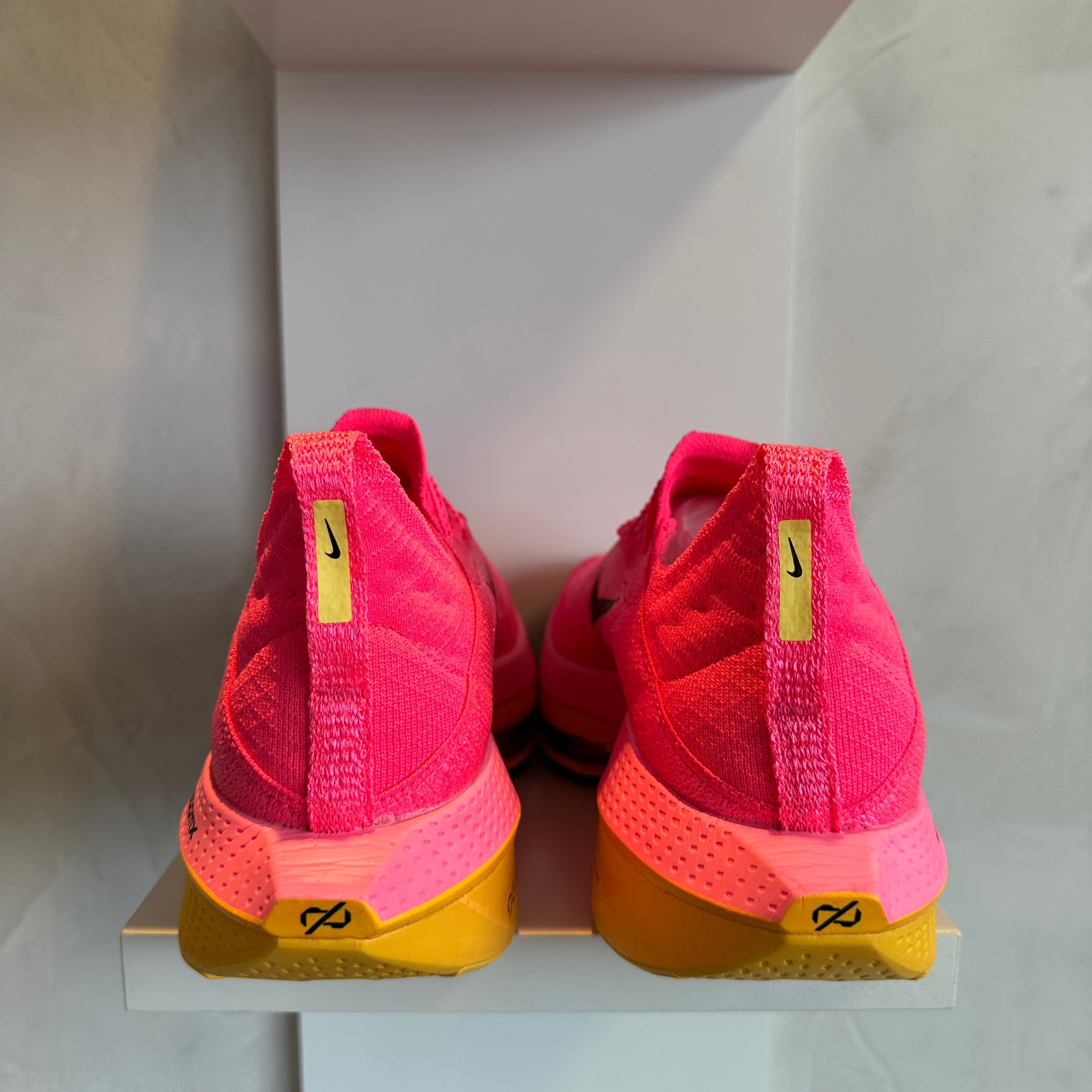Nike Air Zoom Alphafly Rosa Hiper Naranja Láser